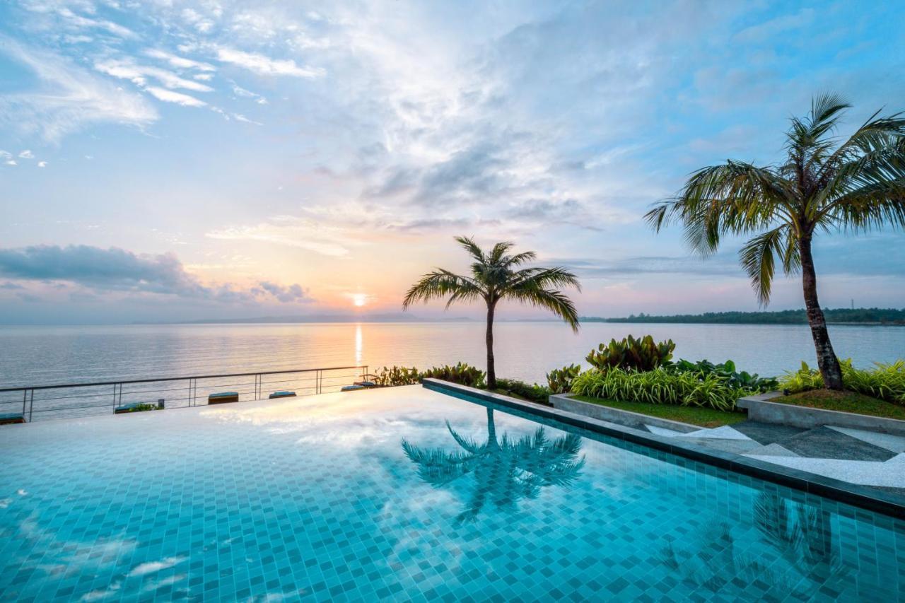 Cove 55 Hotel Monte Monte Santubong Exterior foto