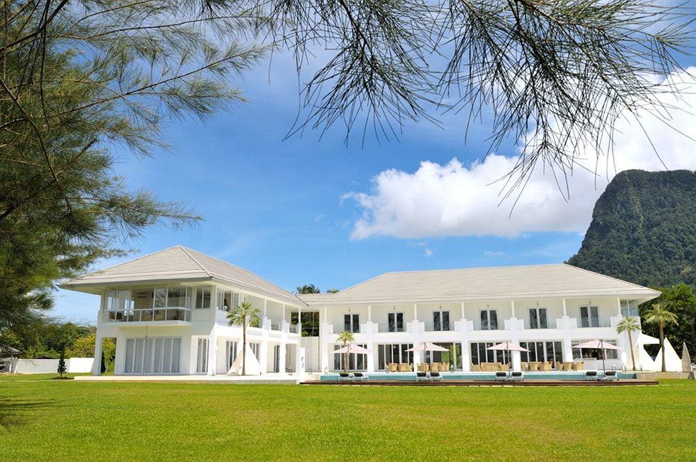 Cove 55 Hotel Monte Monte Santubong Exterior foto